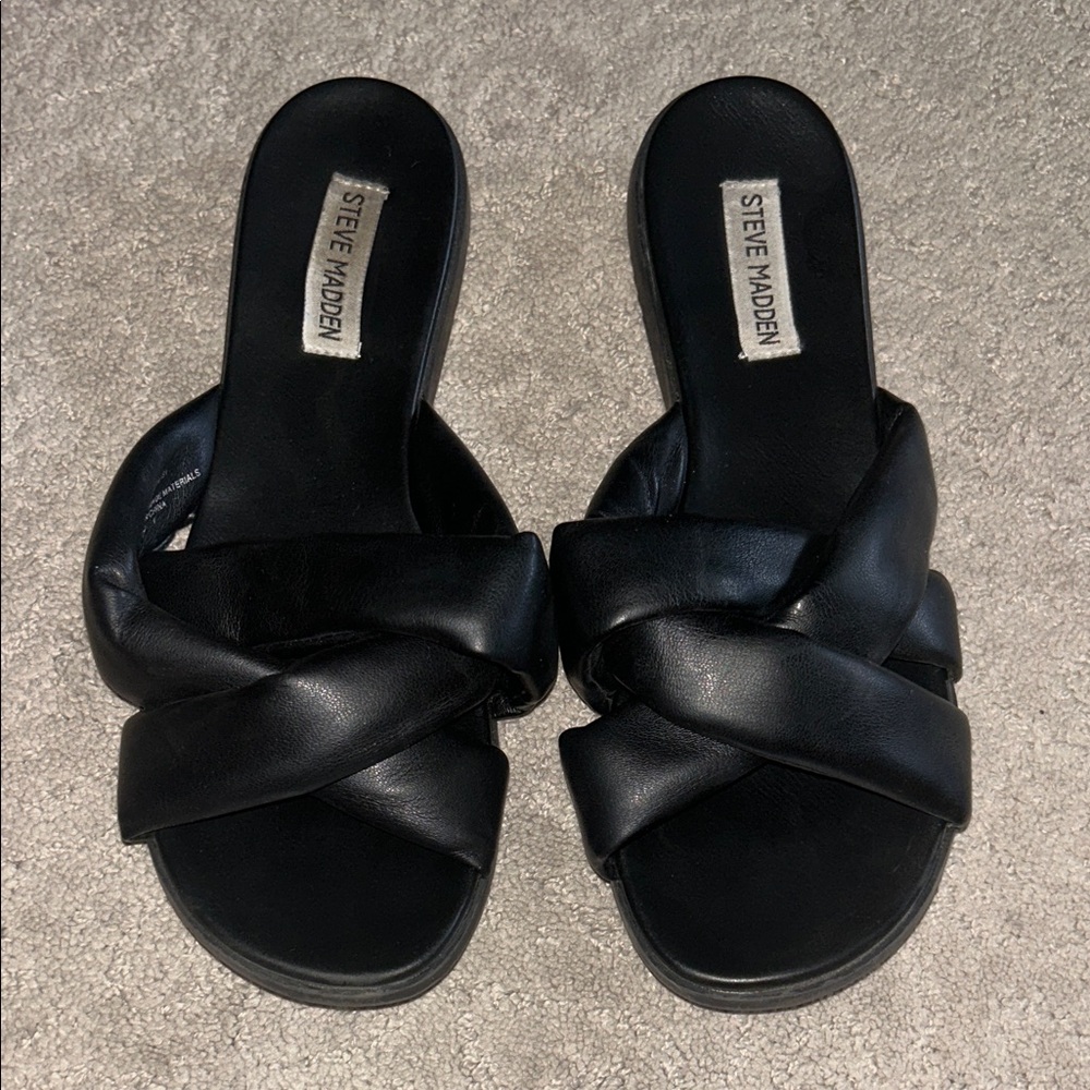 Steve Madden Black Crisscross faux leather Sandals